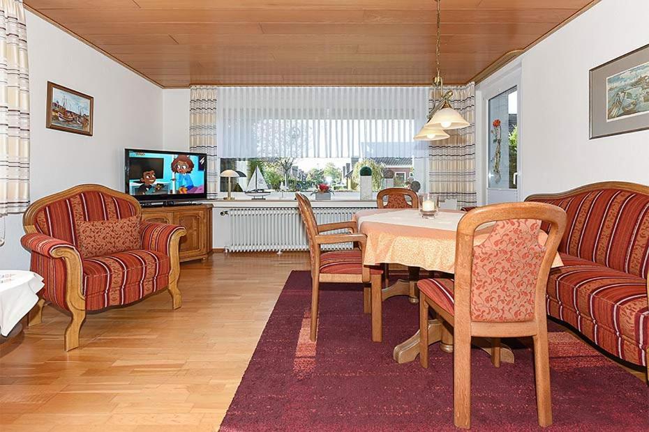 Ferienwohnungen Im Haus Nordseebrise Neuharlingersiel Eksteriør bilde